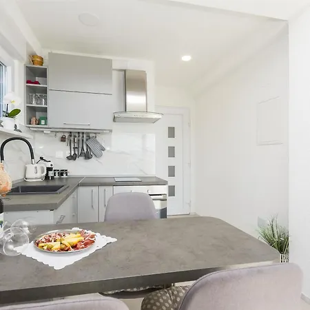 Apartamento Ivante Pisak